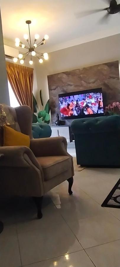 Cmk Apartmen Mutiara Tower 3 Bedroom Kota Bharu#Netflix מראה חיצוני תמונה